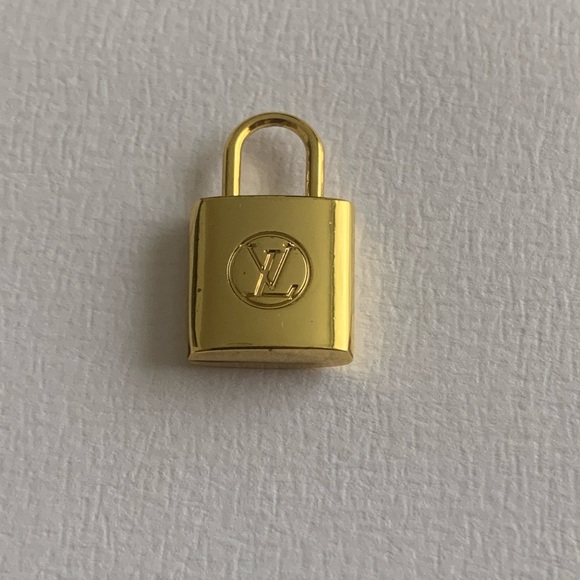 Repurposed charms bundle - Picture 2 of 3